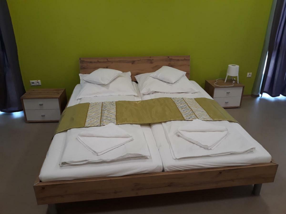 Bella Vendeghaz Morahalom Hotel Bagian luar foto